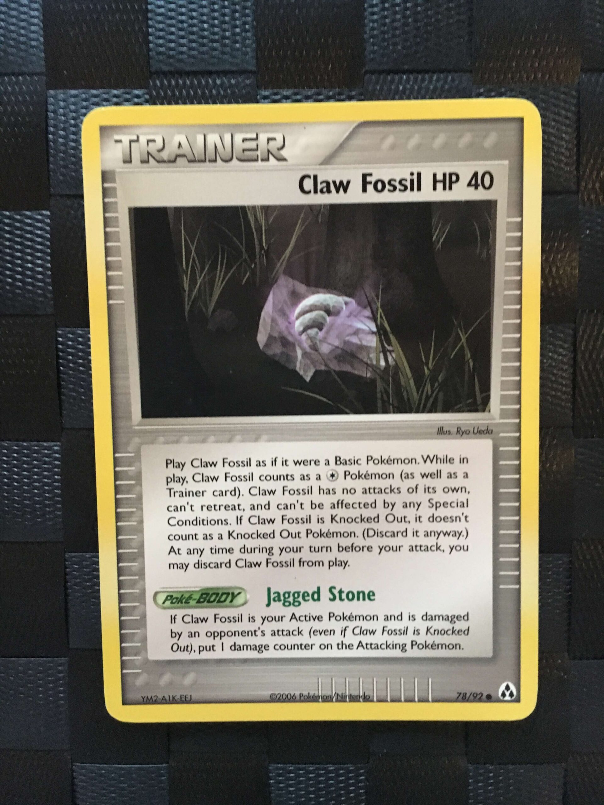 Claw Fossil HP 40 Common Trainer Ex Legend Maker Claw Fossil HP 40 Common Trainer Ex Legend Maker
