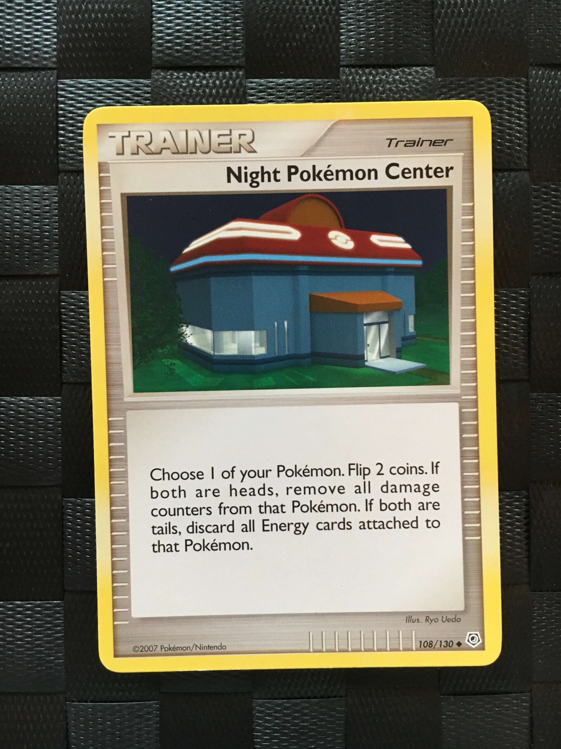 Night Pokémon Center Uncommon Trainer Diamond & Pearl Night Pokémon Center Uncommon Trainer Diamond & Pearl