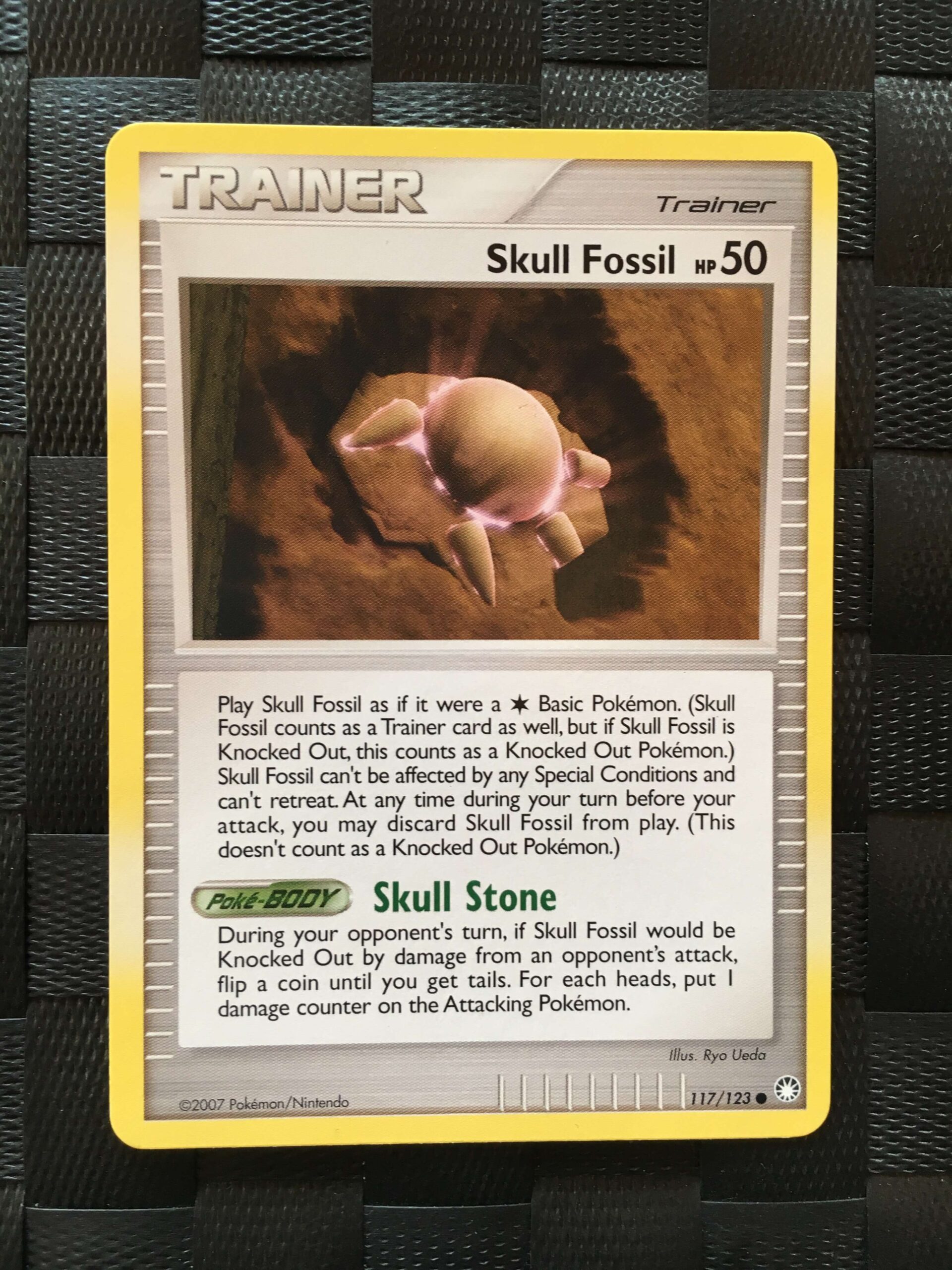 Skull Fossil Common Trainer Diamond & Pearl: Mysterious Treasures Skull Fossil Common Trainer Diamond & Pearl: Mysterious Treasures