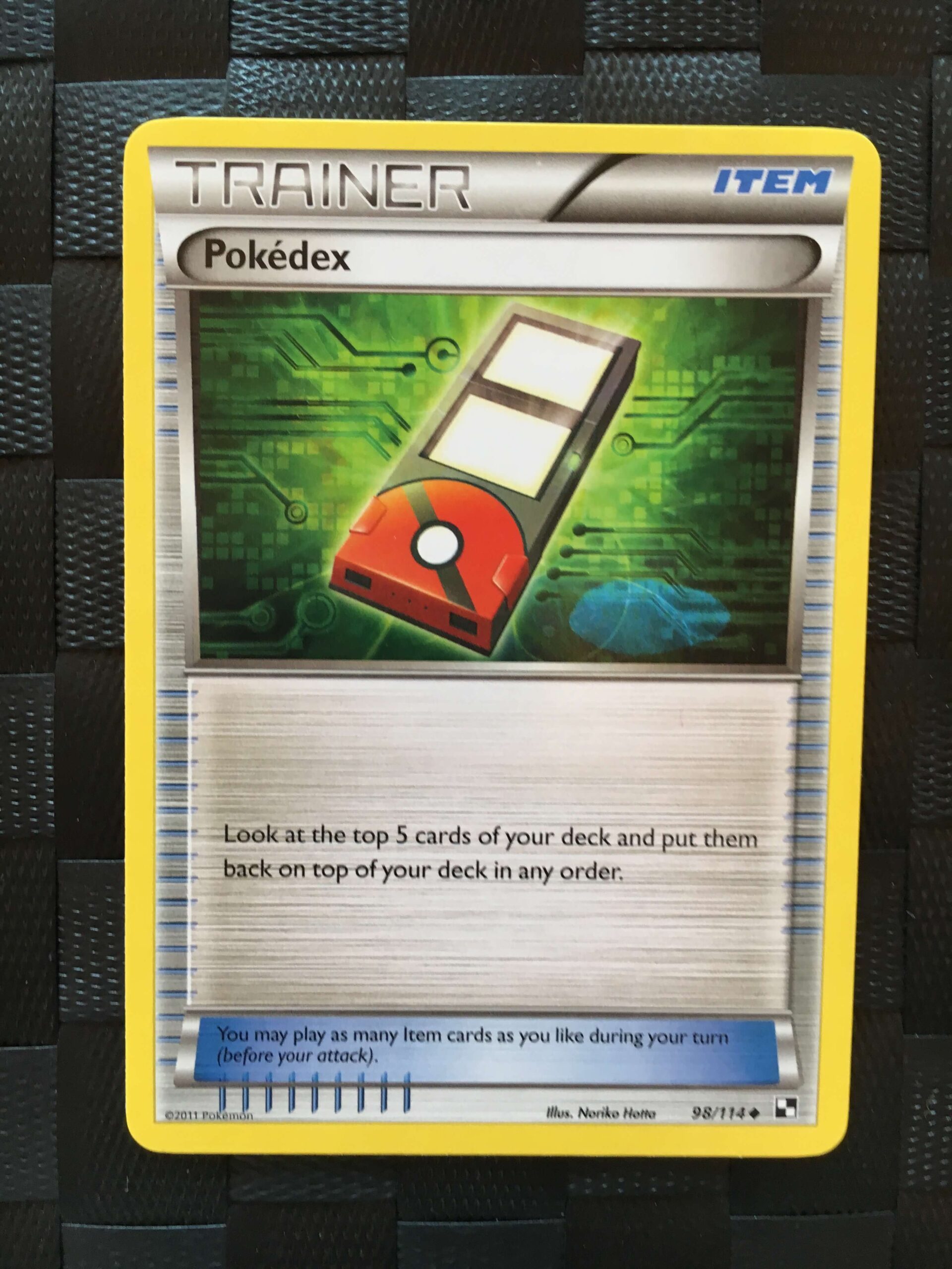 Pokédex Uncommon Trainer Black & White Pokédex Uncommon Trainer Black & White