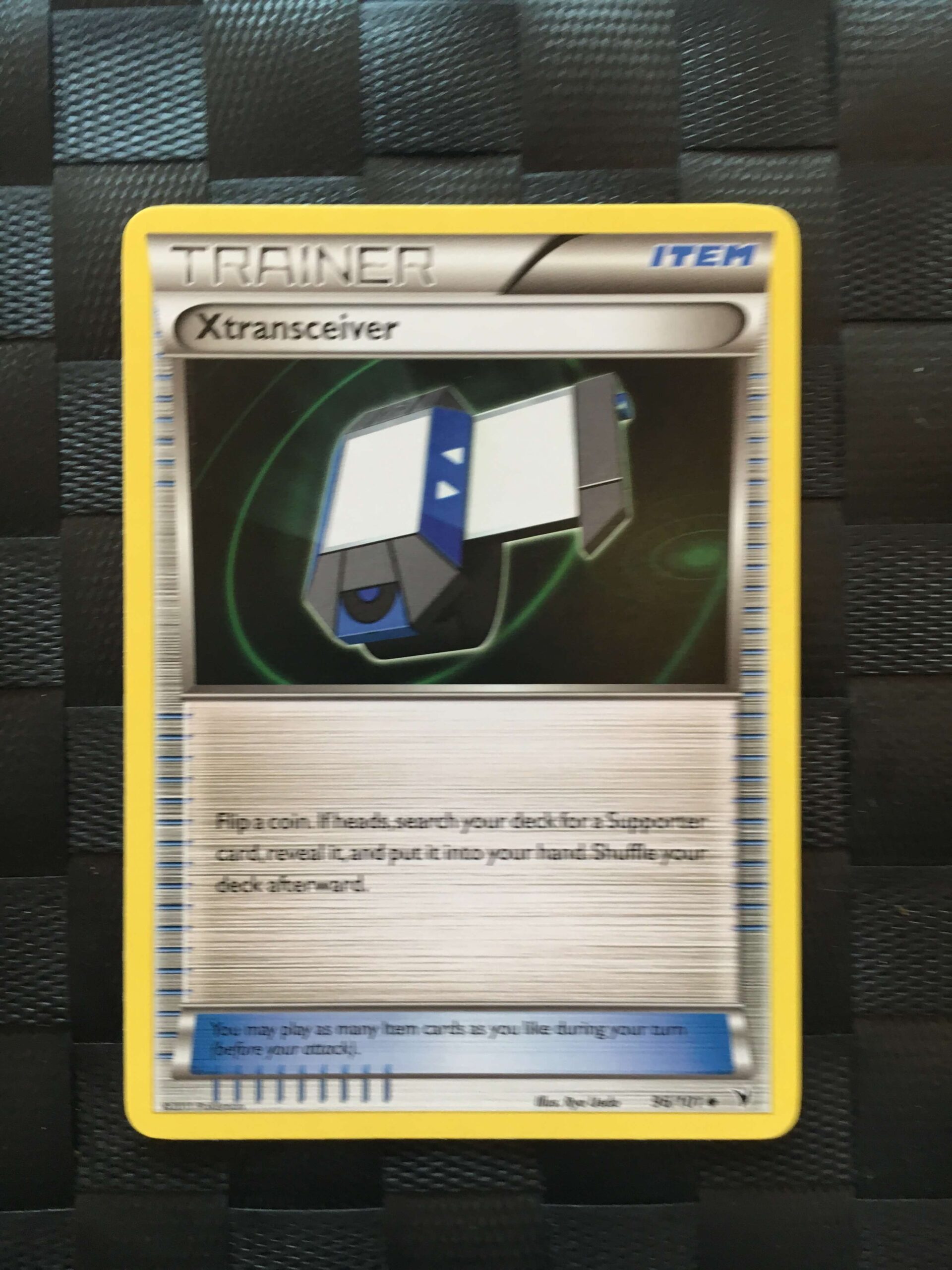 Xtransceiver Uncommon Trainer Black & White: Noble Victories Xtransceiver Uncommon Trainer Black & White: Noble Victories