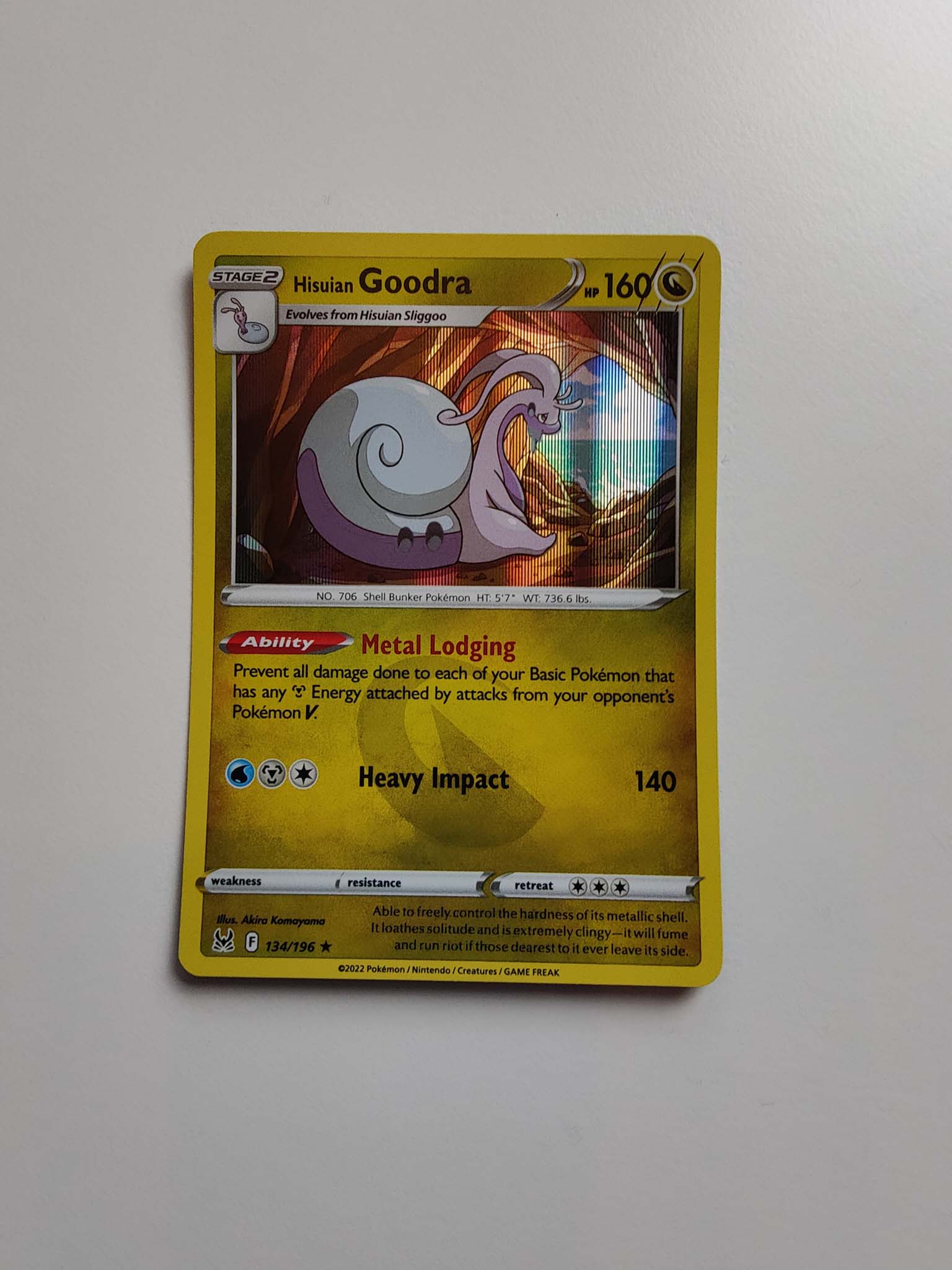Hisuian Goodra Holo #134/196 – Sword & Shield: Lost Origin Hisuian Goodra Holo #134/196 – Sword & Shield: Lost Origin